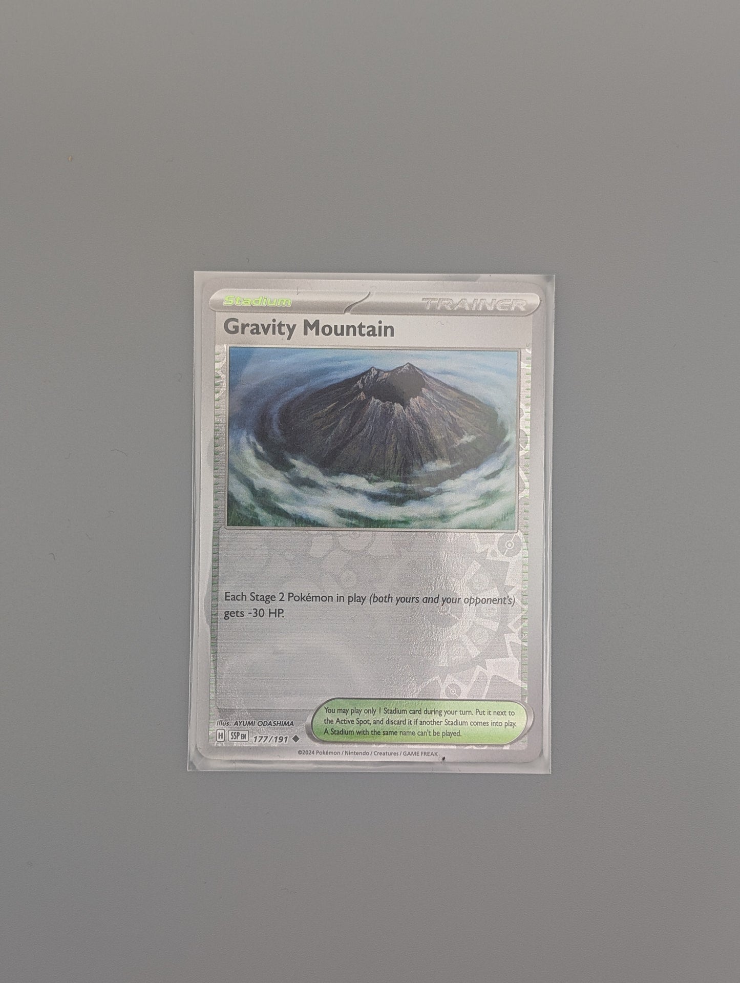 Gravity mountain 177/191 reverse holo- NM or better